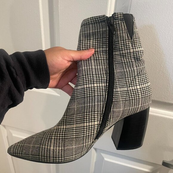 Jeffery Campbell Plaid Side Zip Pointed Toe Heeled Ankle Boots Women's 6 - Picture 2 of 5
